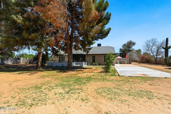 7601 N CITRUS Road, Waddell, AZ