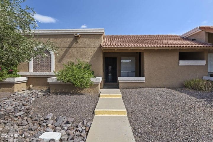 312 W YUKON Drive #2, Phoenix, AZ