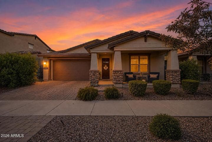 10218 E WAVELENGTH Avenue, Mesa, AZ