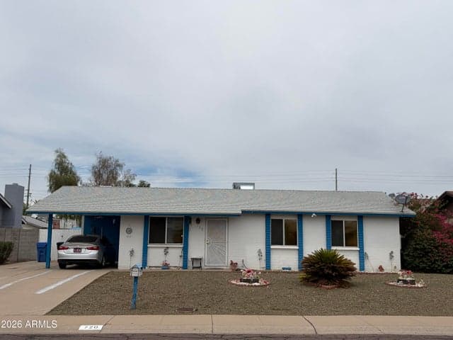 720 W WAGONER Road, Phoenix, AZ