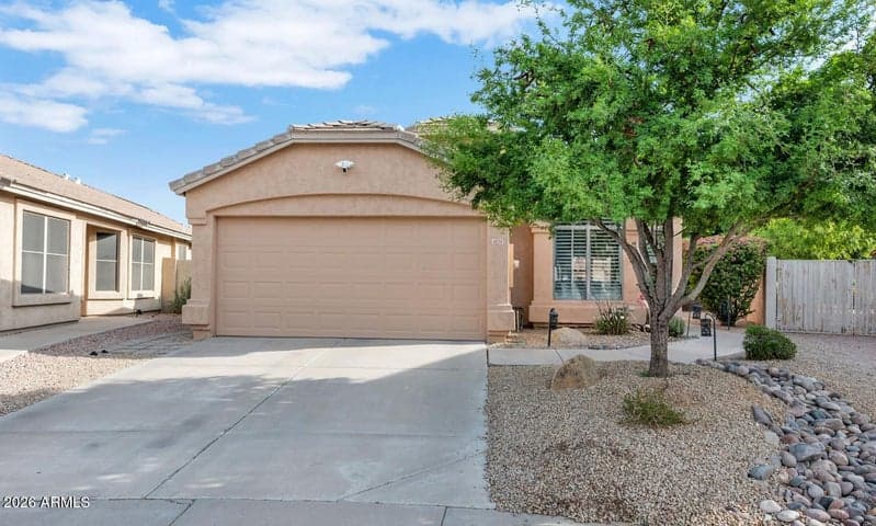 4834 E MOSSMAN Road, Phoenix, AZ