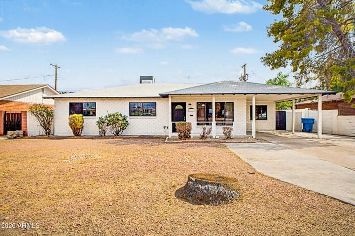 3131 W MARYLAND Avenue, Phoenix, AZ