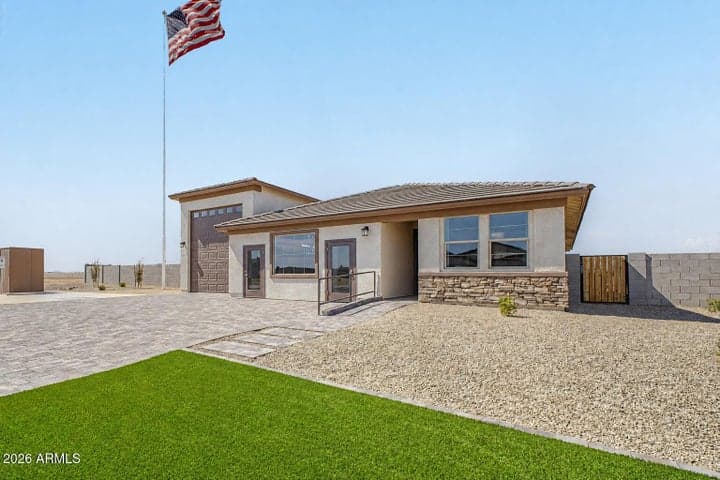 24312 W DUANE Lane, Wittmann, AZ