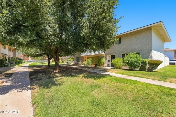 1625 W Hazelwood Street, Phoenix, AZ