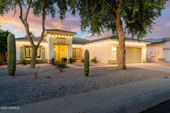 17760 W IVY Lane, Surprise, AZ