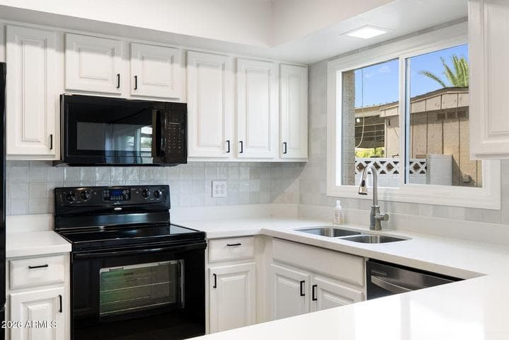 8548 E MCDONALD Drive, Scottsdale, AZ
