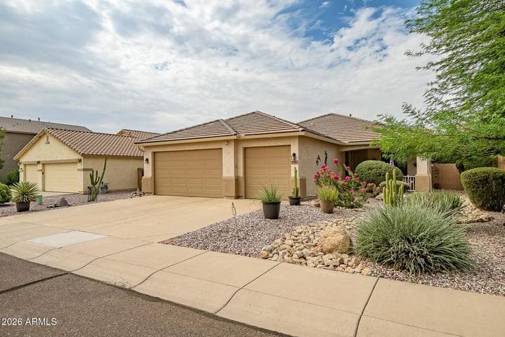 2945 W GOLDMINE MOUNTAIN Drive, San Tan Valley, AZ