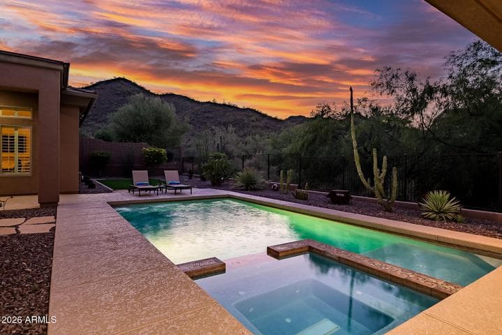 42144 N MOUNTAIN COVE Drive, Phoenix, AZ