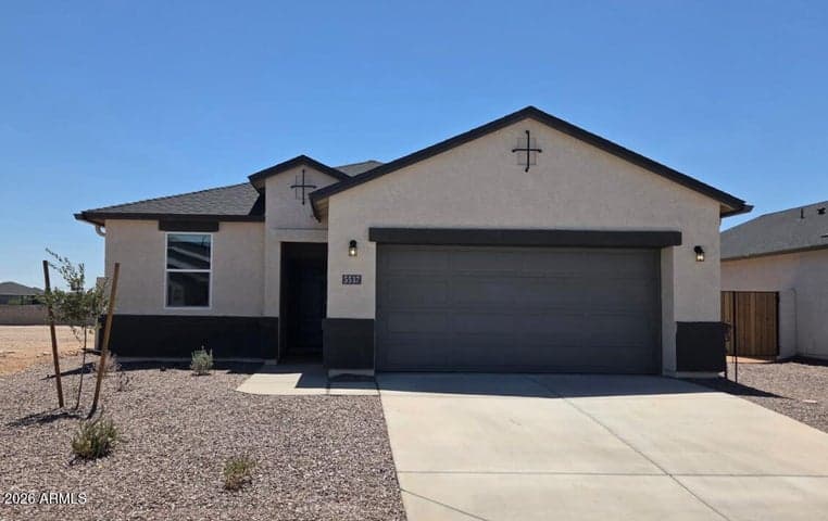 5537 E Darwin Drive, San Tan Valley, AZ