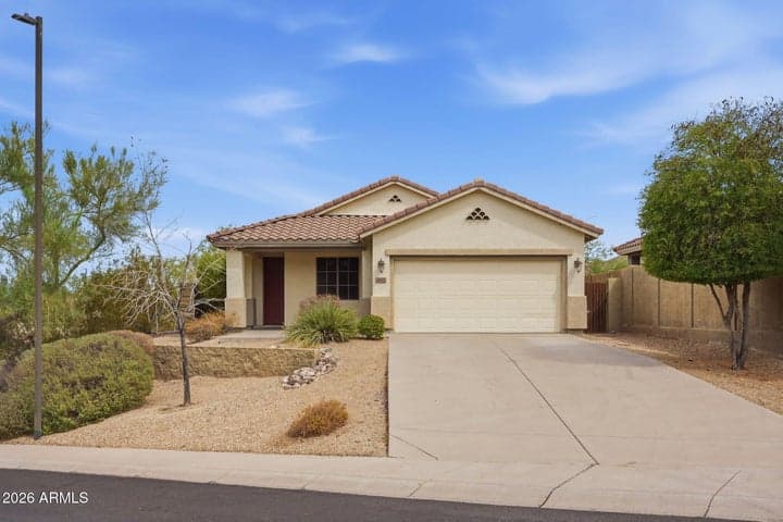 3822 W ADAMANDA Court, Phoenix, AZ