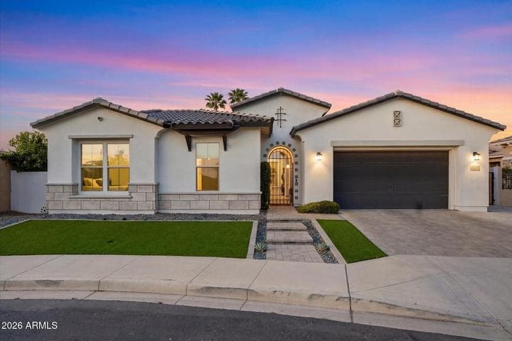 2080 E AQUARIUS Place, Chandler, AZ