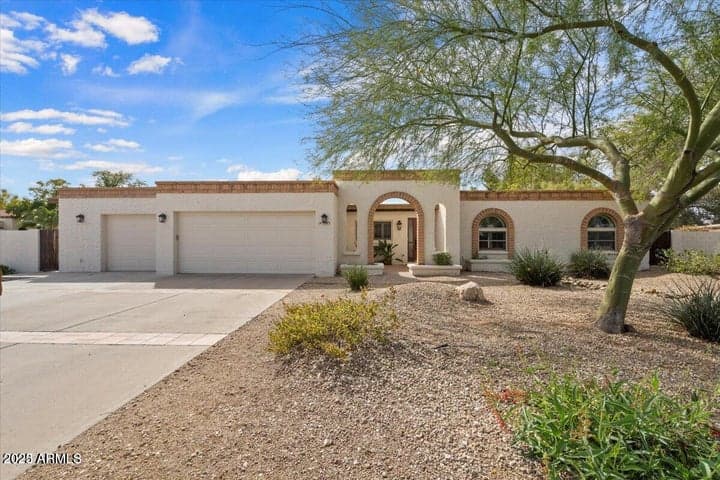 5345 E CROCUS Drive, Scottsdale, AZ