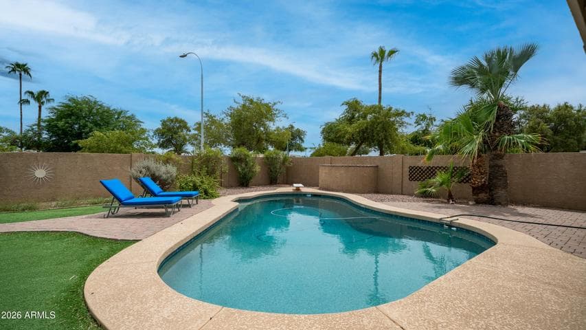 11031 S BANNOCK Street, Phoenix, AZ