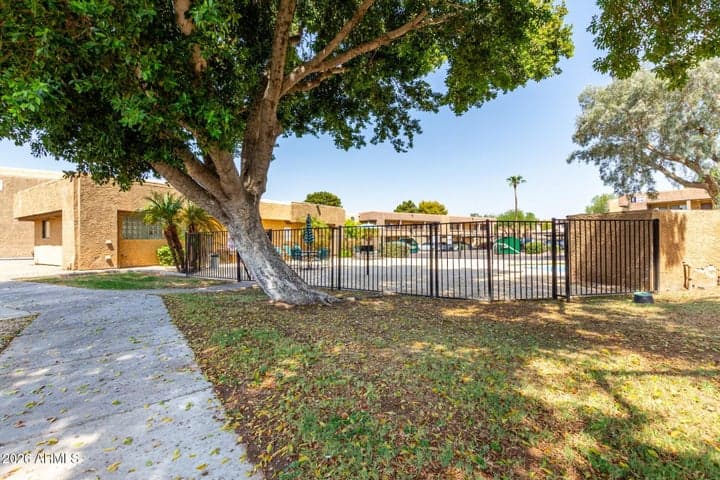3601 W TIERRA BUENA Lane #227, Phoenix, AZ