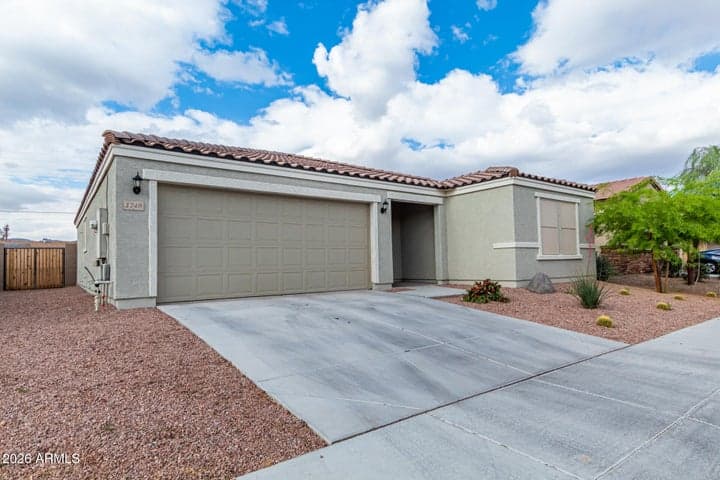 1749 E Chanute Pass --, Phoenix, AZ