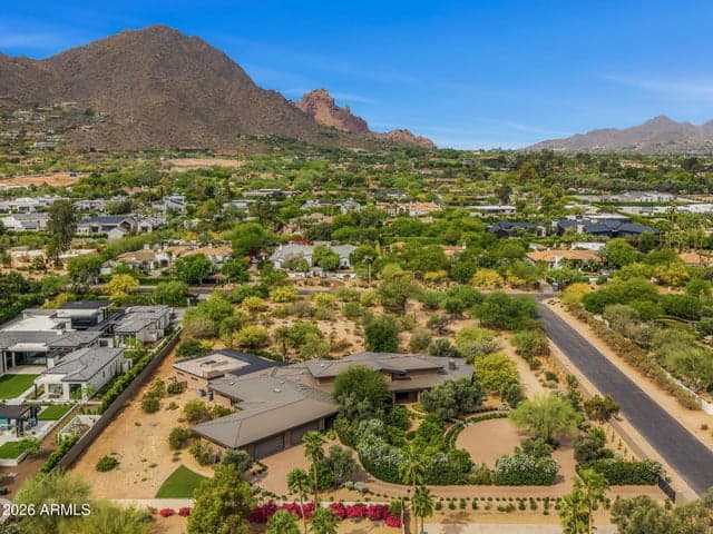 5721 N CASA BLANCA Drive, Paradise Valley, AZ