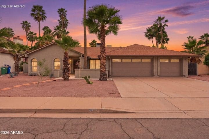 319 E HACKAMORE Street, Mesa, AZ