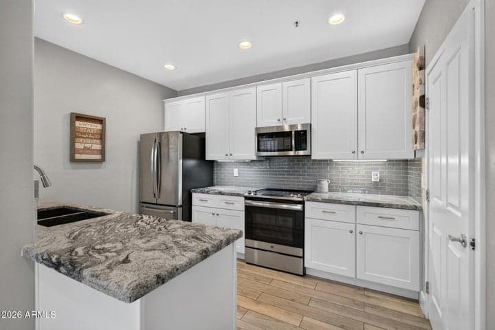 11260 N 92ND Street #1006, Scottsdale, AZ