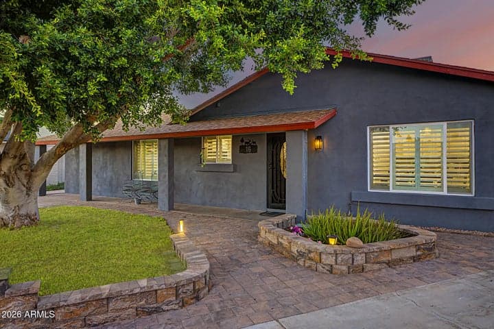 16 E RICE Drive, Tempe, AZ