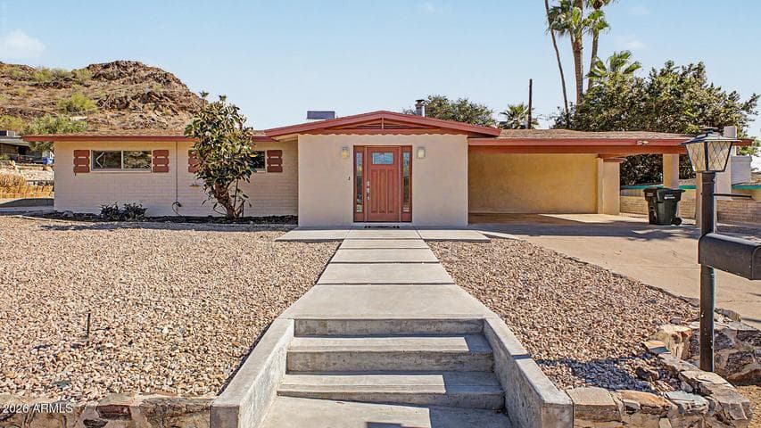 1341 E ORCHID Lane, Phoenix, AZ