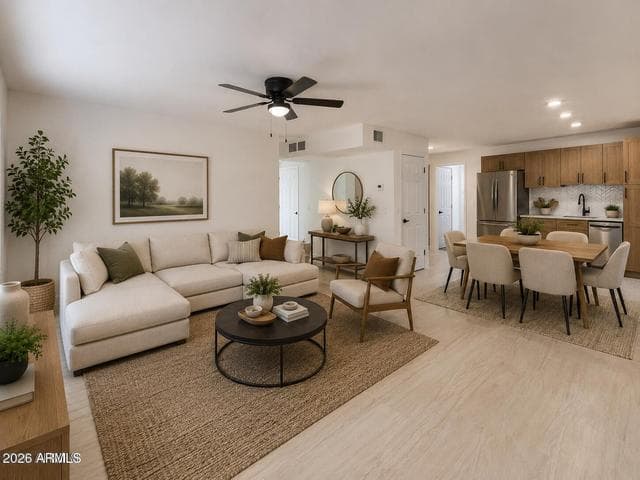 338 E MARILYN Avenue, Mesa, AZ