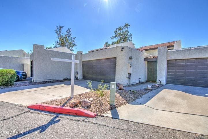 1530 S RIVER Drive, Tempe, AZ