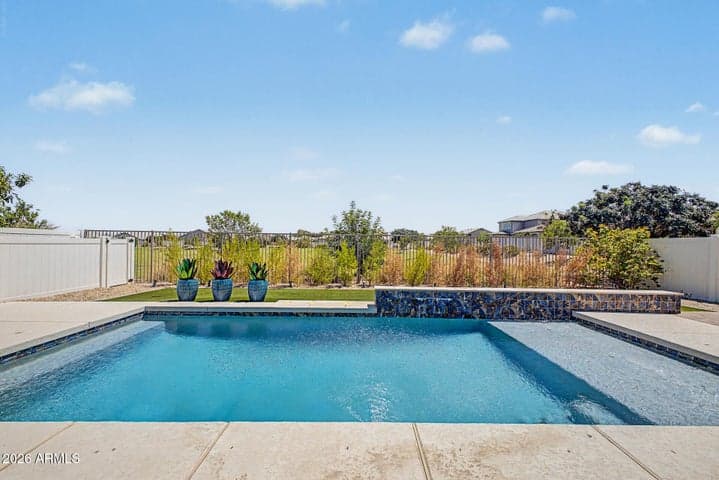 6325 S 24TH Place, Phoenix, AZ