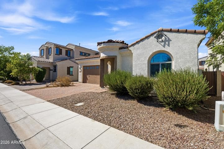 2912 E EBONY Drive, Chandler, AZ