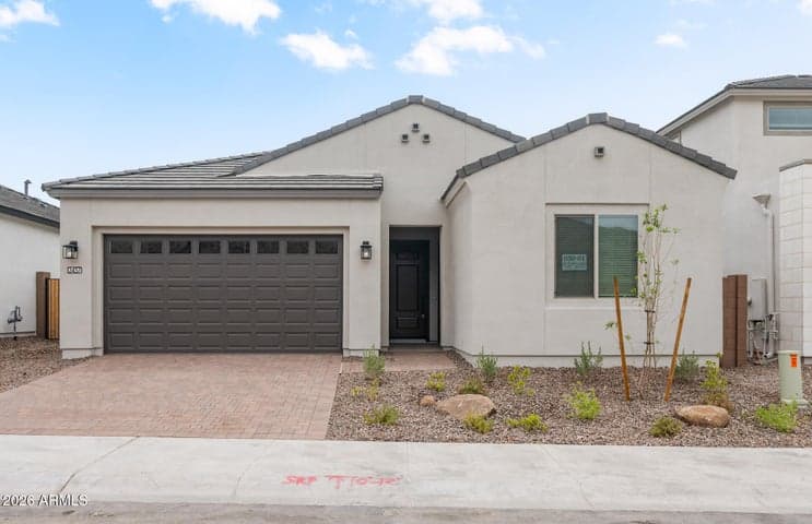 2437 W Nighthawk Way, Phoenix, AZ