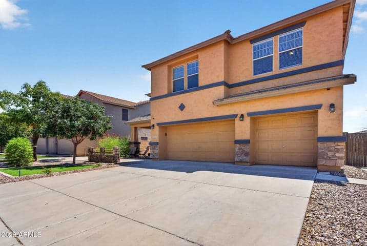 837 E VOLK Lane, San Tan Valley, AZ