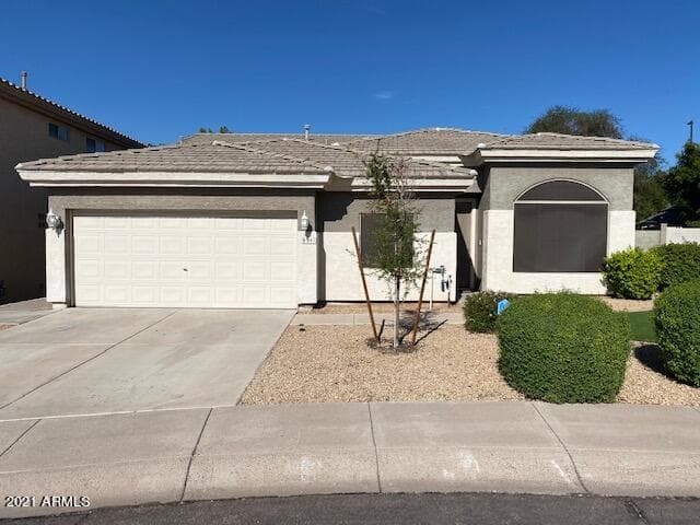 891 N DATE PALM Drive, Gilbert, AZ