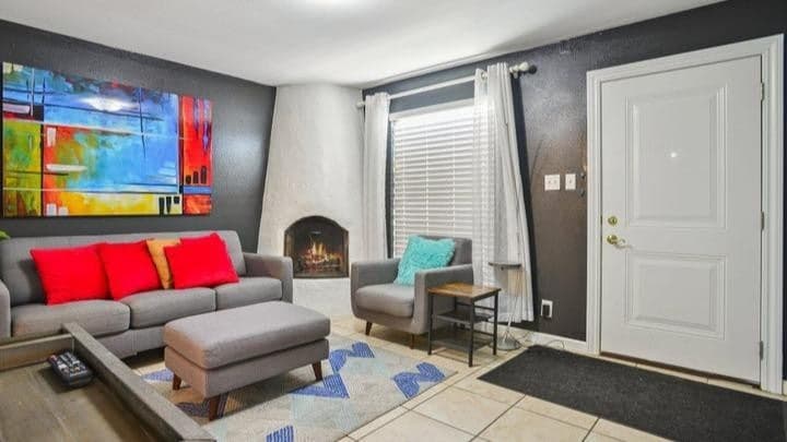 8046 E Oak Street, Scottsdale, AZ