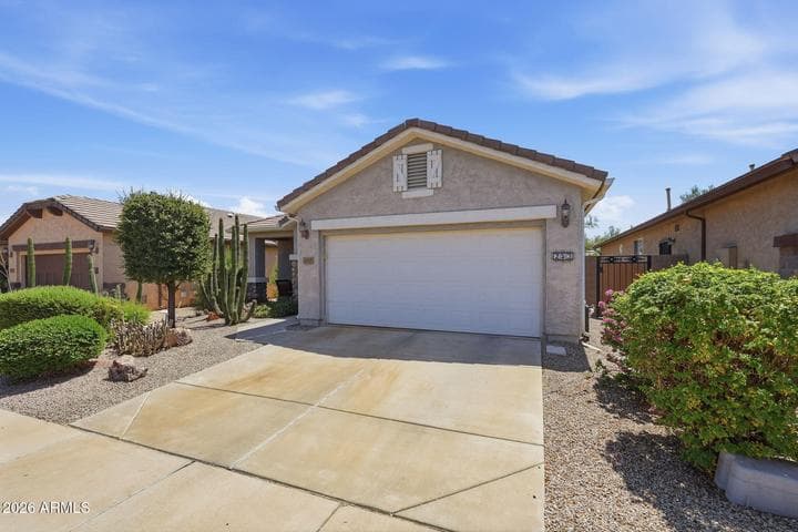 253 W SADDLEBAG Lane, San Tan Valley, AZ
