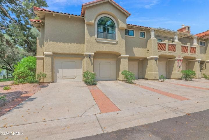 8300 E VIA DE VENTURA -- #2015, Scottsdale, AZ