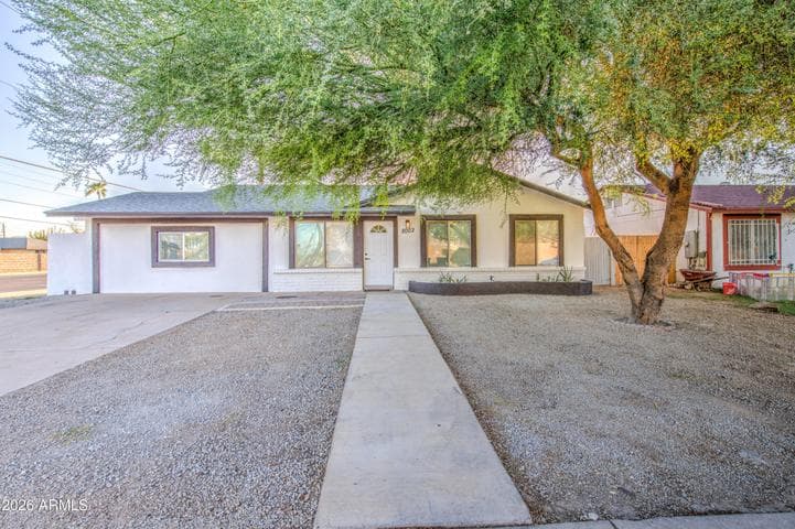 8002 N 42ND Avenue, Phoenix, AZ