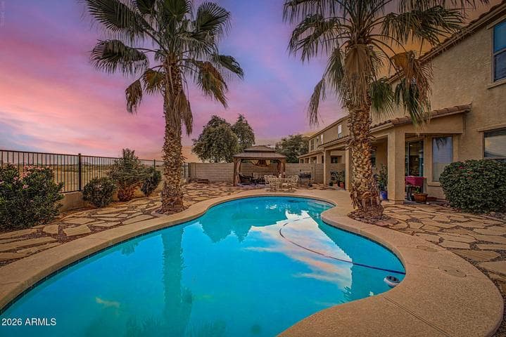 2215 E OMEGA Drive, San Tan Valley, AZ