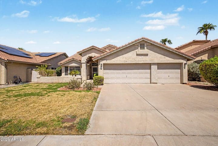 3834 E WINDSONG Drive, Phoenix, AZ