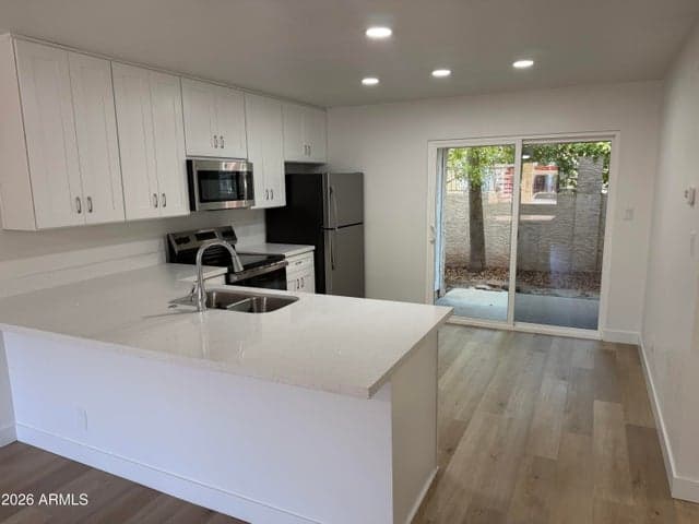 510 W UNIVERSITY Drive #103, Tempe, AZ