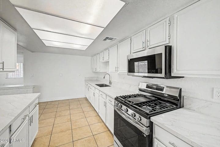 1621 N 37TH Drive, Phoenix, AZ