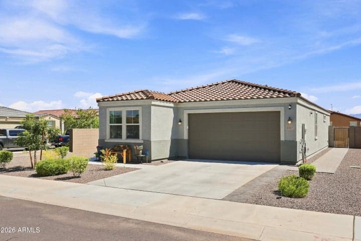 8327 W ILLINI Street, Tolleson, AZ