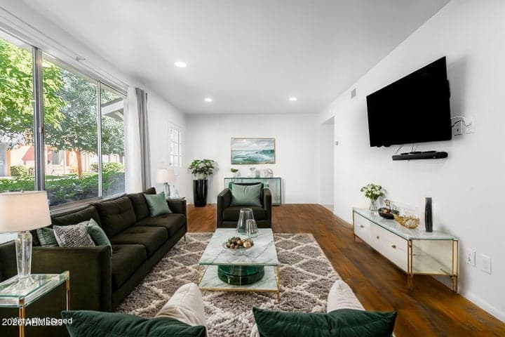 1417 N 44th Street, Phoenix, AZ