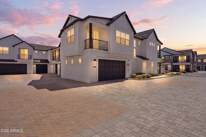 11300 N CASA DEGA Drive #1013, Surprise, AZ