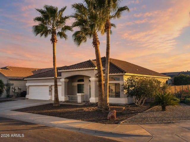16398 N OACHS Drive, Surprise, AZ