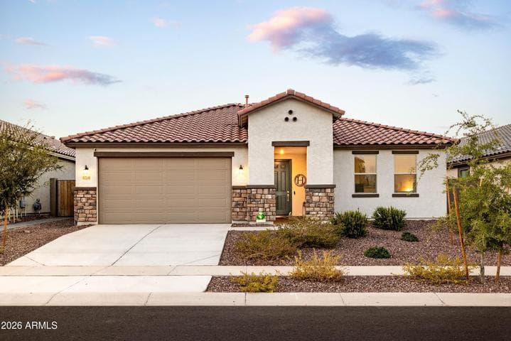 17146 W RUNNING DEER Trail, Surprise, AZ