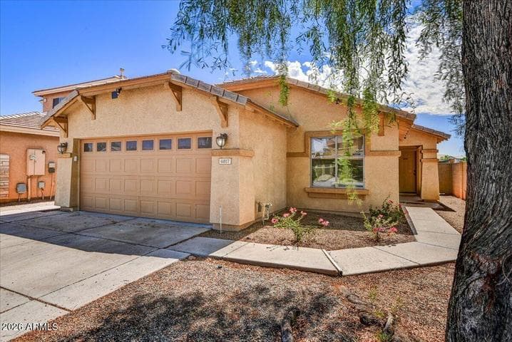 6817 W DESERT Lane, Laveen, AZ