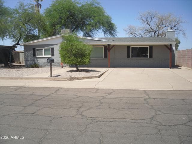 226 W CHOLLA Street, Casa Grande, AZ