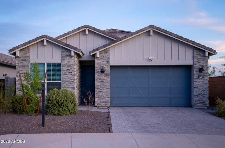 10227 W SALTER Drive, Peoria, AZ