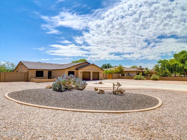 6019 W GREENBRIAR Drive, Glendale, AZ