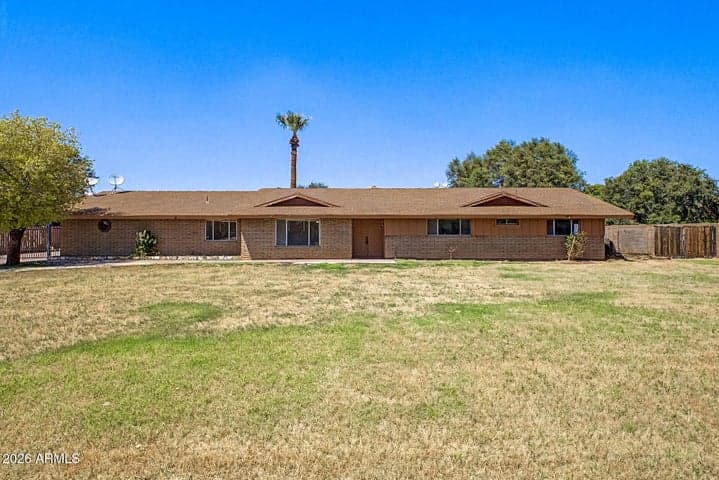 5228 W MCNEIL Street, Laveen, AZ