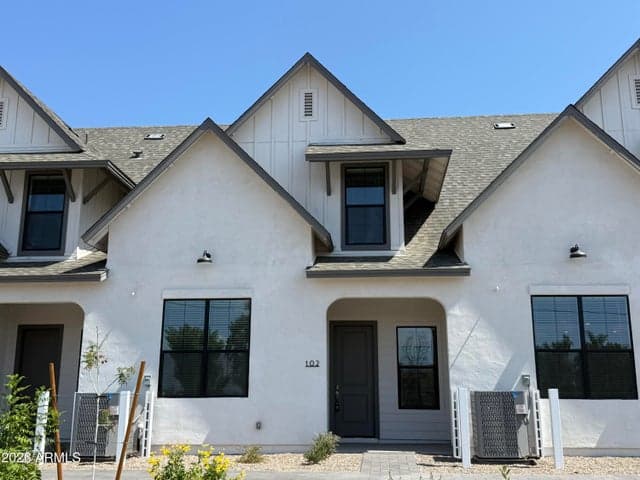 8232 E UNIVERSITY Drive #103, Mesa, AZ